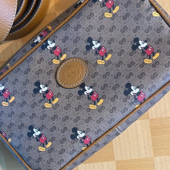 Authentic Gucci X Disney Belt Bag - Picture 2 of 11